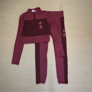 Matching Nike Set (quarter zip and crop)